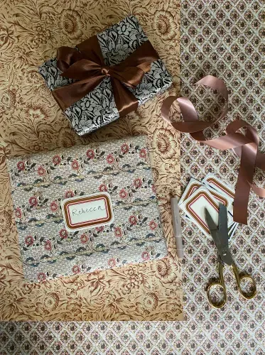 DIY: How to Beautifully Wrap a Present