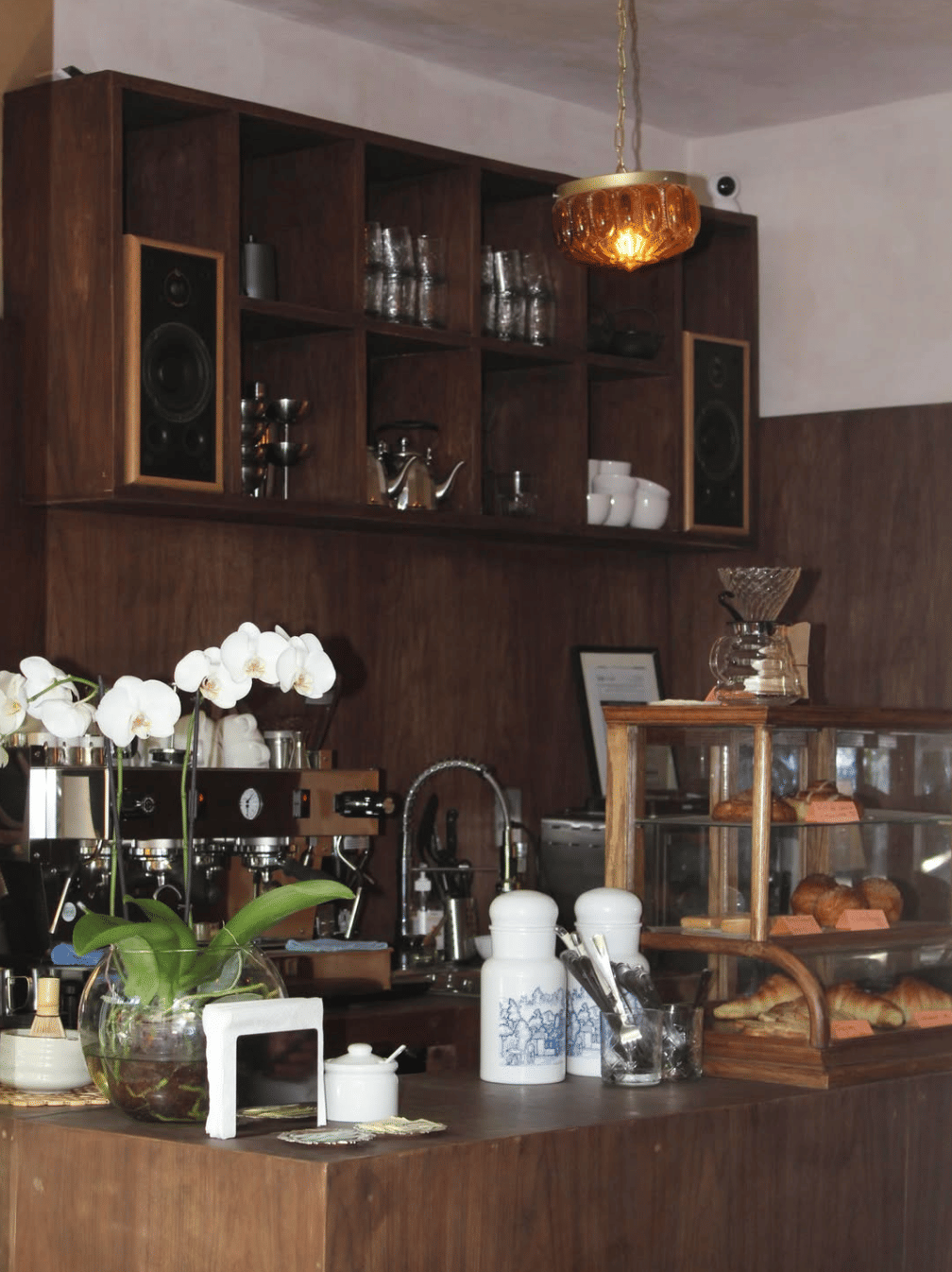 Members-Only Recommendation: a cafe that exudes cool girl energy