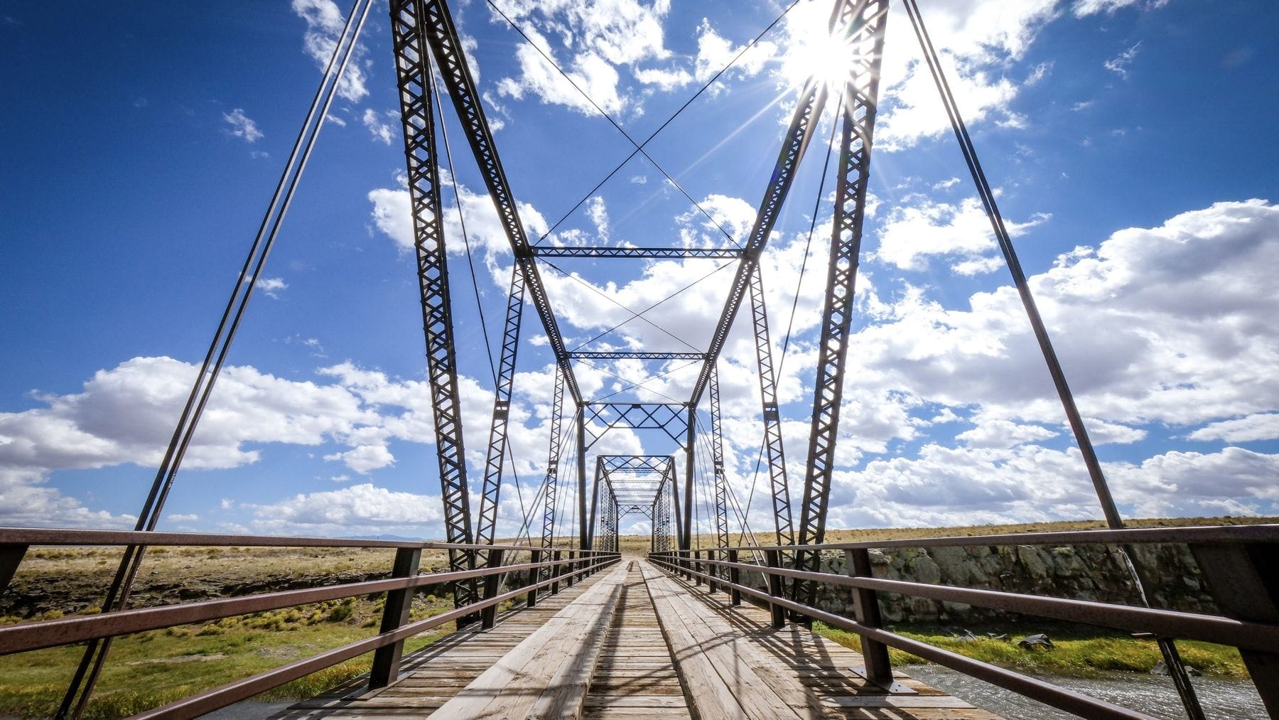 Lobatos Bridge