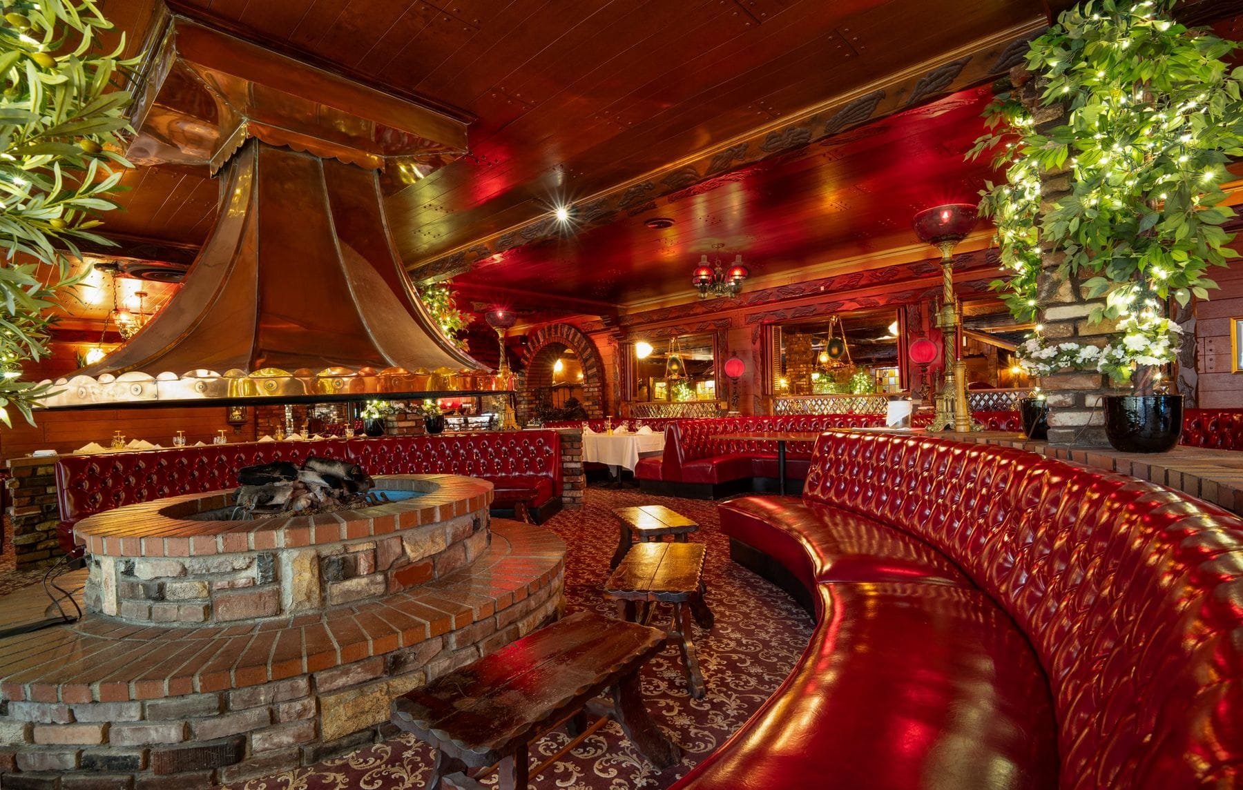 magic lamp inn