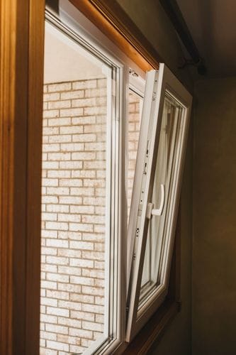 tilt and turn windows