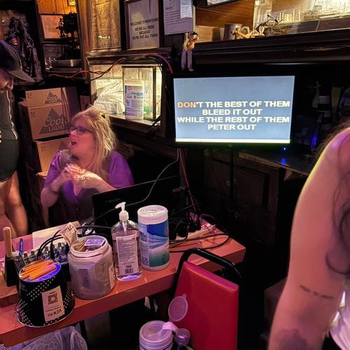 Activities and places in NYC not (yet) ruined by the internet