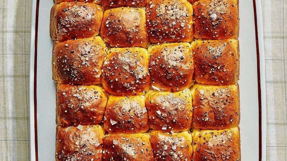 Sour Cream and Chive pull apart rolls