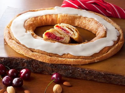 Cherry Almond Kringle