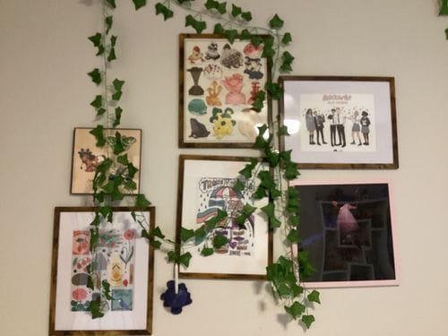 Make a gallery wall in your bedroom