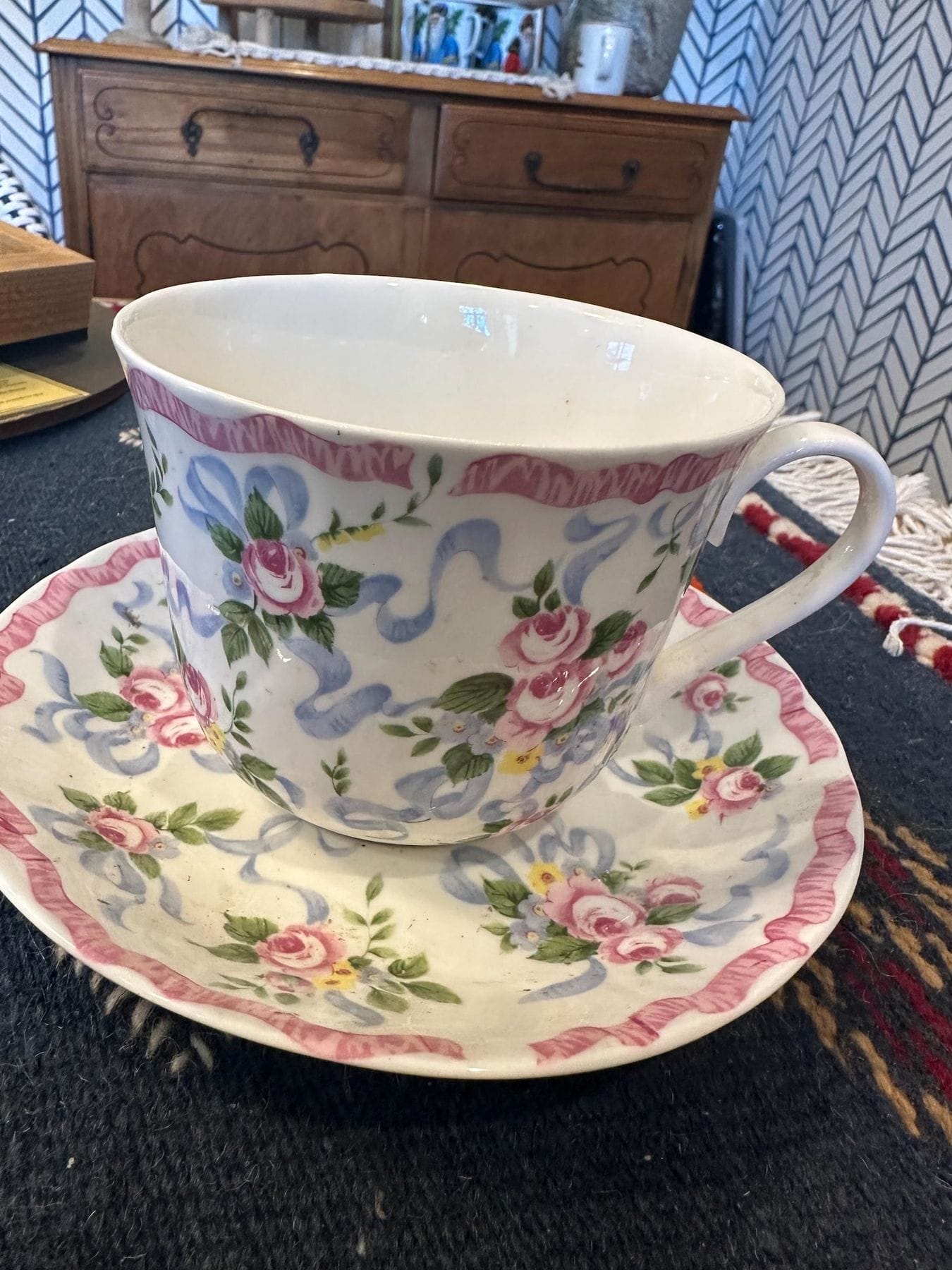 Roy Kirkham England Trousseau Oversized Breakfast Cup & Saucer Set