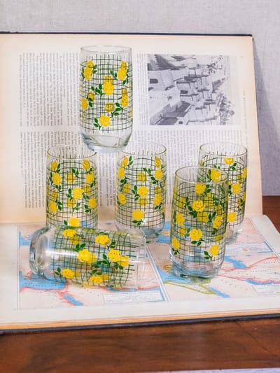 Vintage 1970s Yellow Flowers Tumbler Glasses