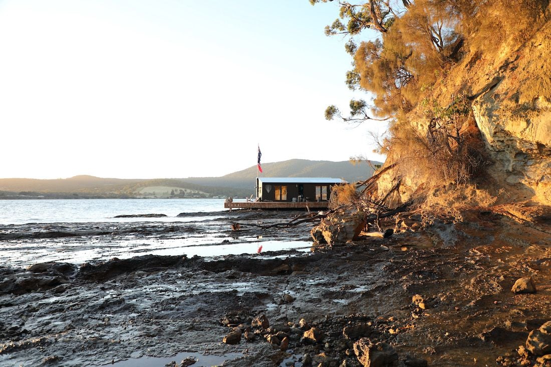 Satellite Island: Tasmania, AU