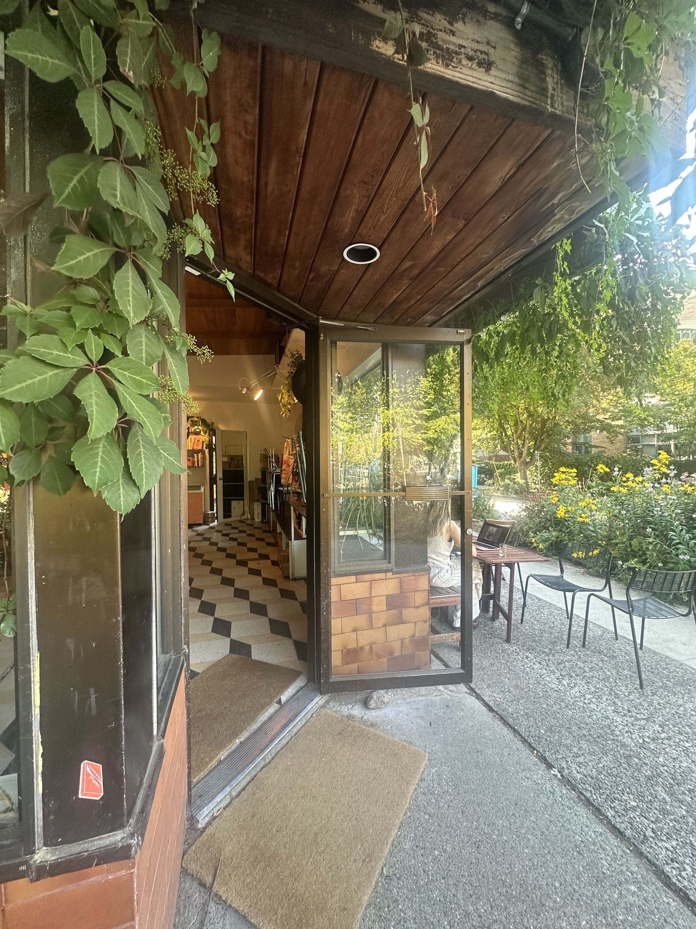 The federal store