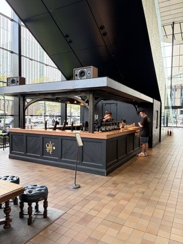 Glitch Coffee & Roasters