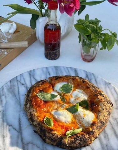 Spicy Vodka Sauce Pizza