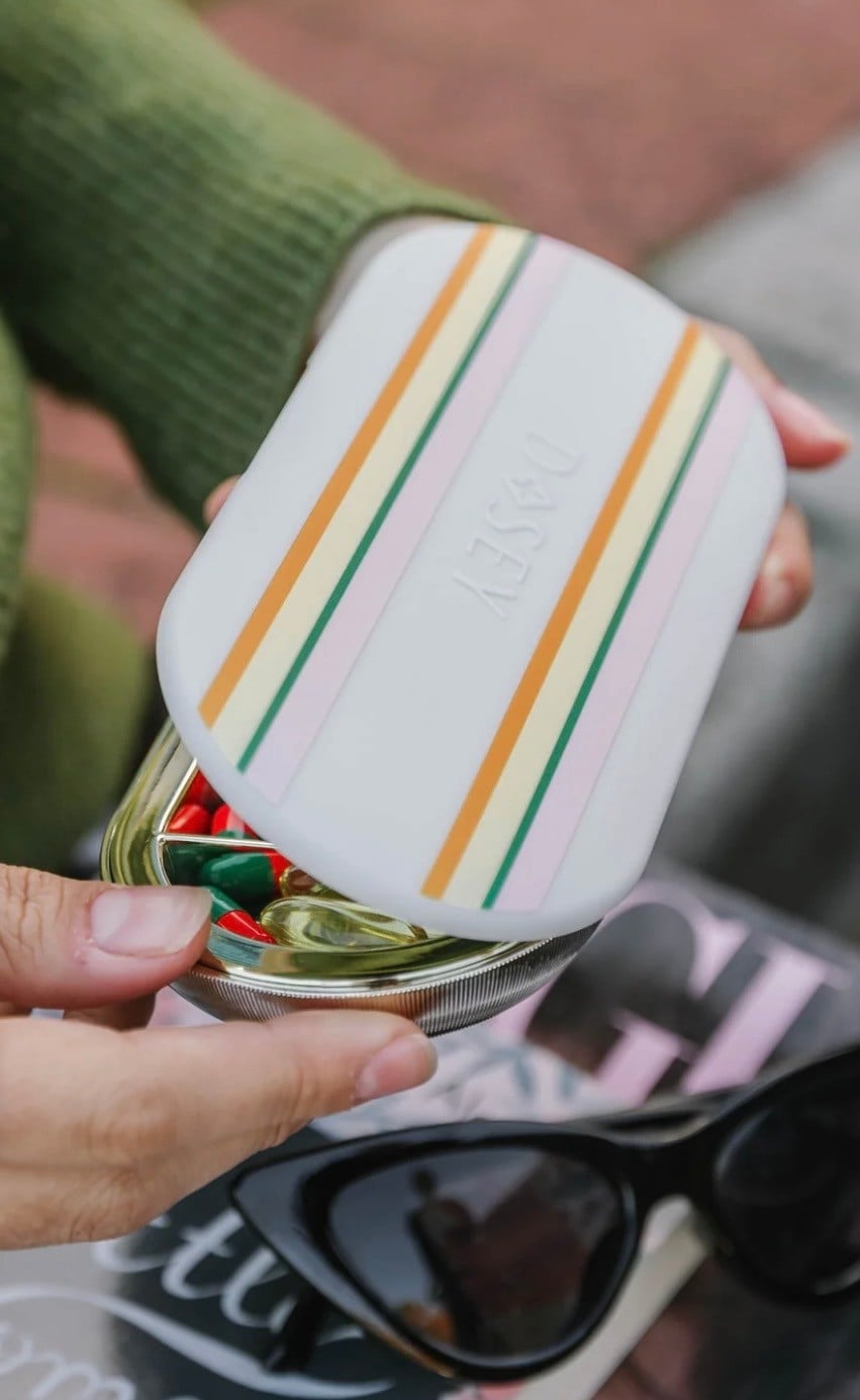 Dosey pill organizer