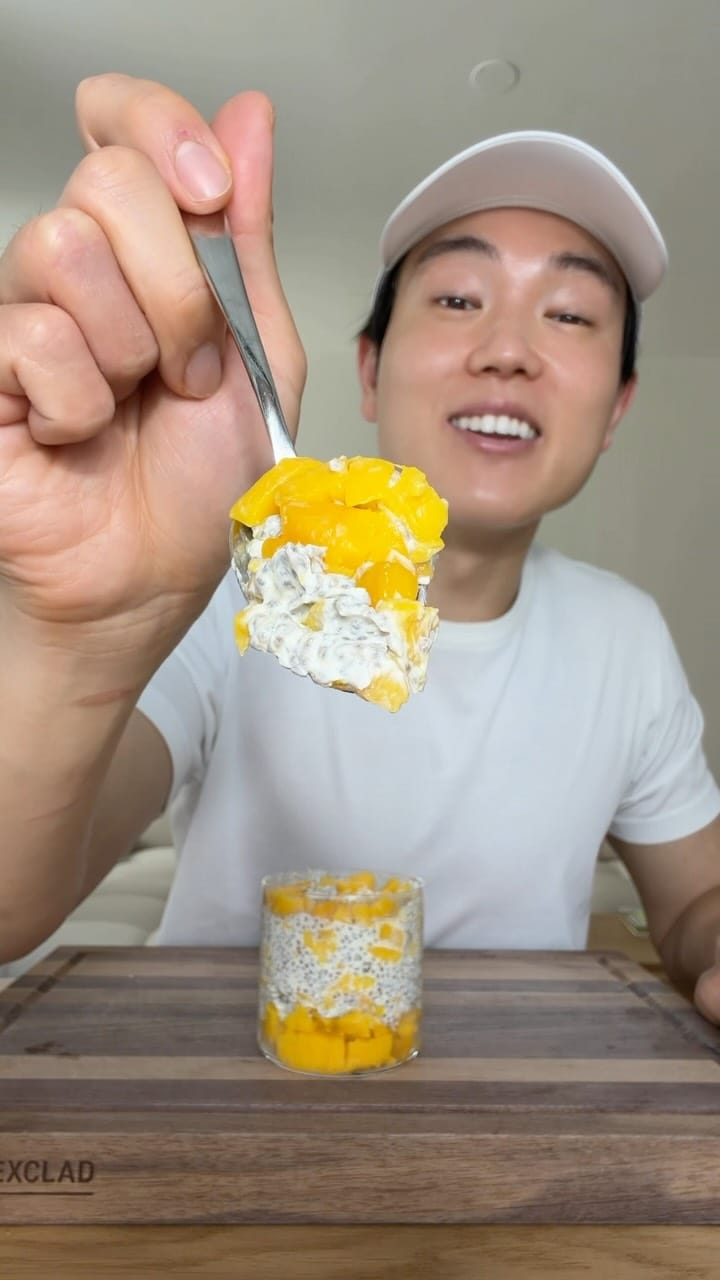 Mango Coconut Chia Pudding