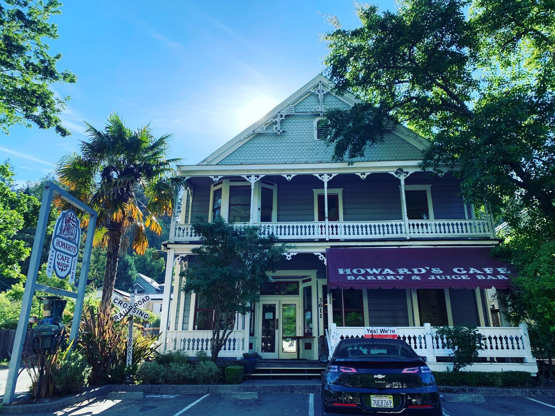 Howard’s Station Cafe