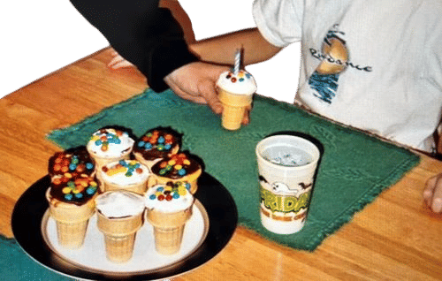 Cupcakes in Ice Cream Cones Recipe
