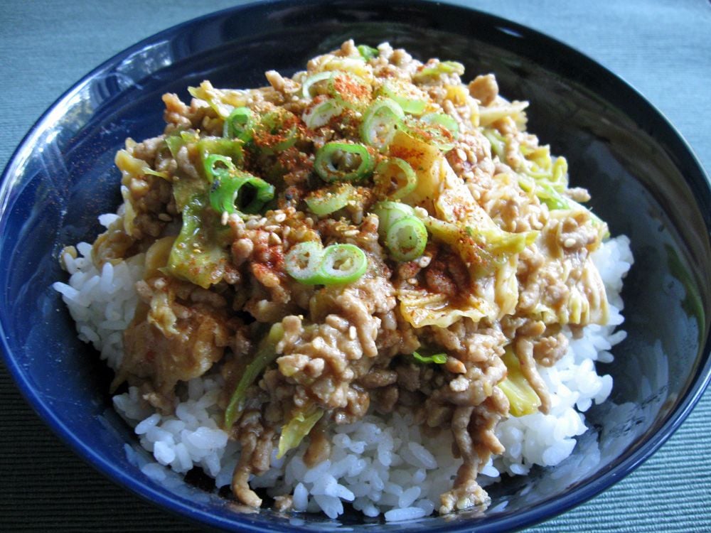 Stir-fried Pork Mince & Cabbage with Spicy Miso Sauce Recipe