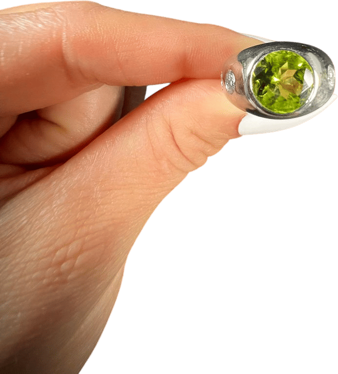 Vintage 1940s French Peridot and Diamond Ring
