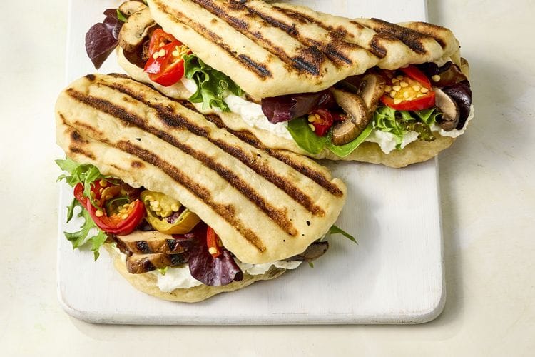 Grilled Pizza Pockets With Balsamic Mushrooms