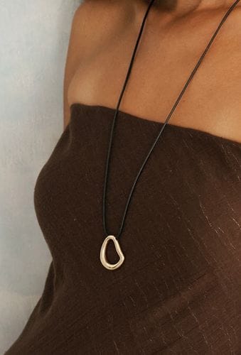Twenty Compass Noto Necklace.