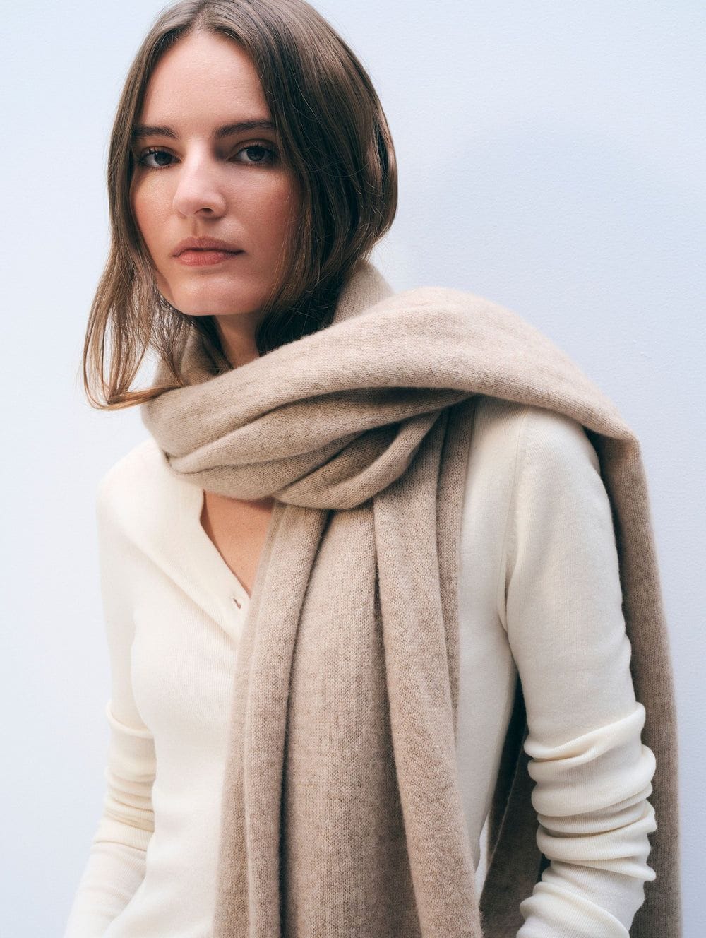 White & Warren Cashmere Travel Wrap (Taupe Heather)