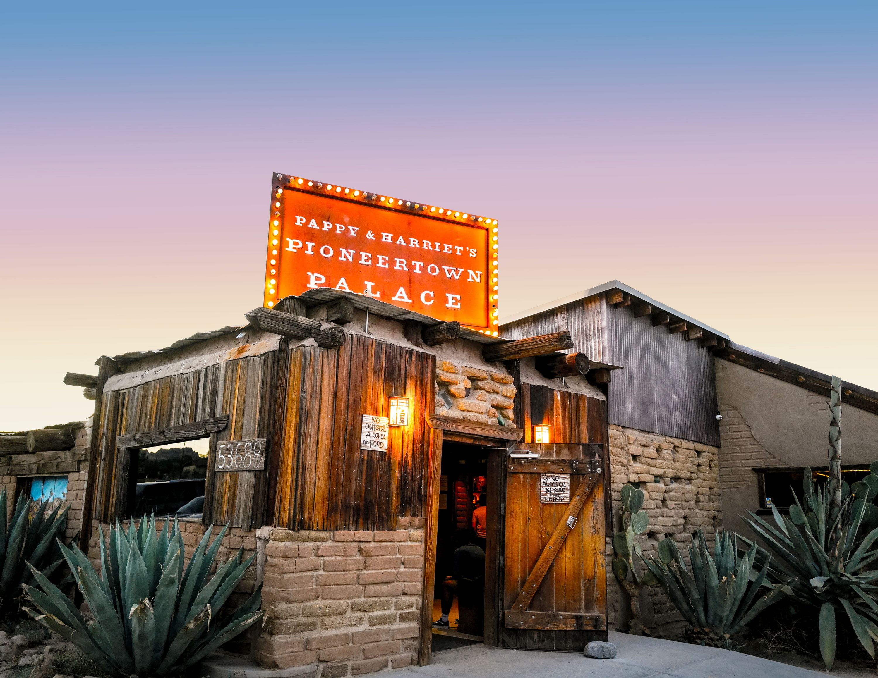 Pappy & Harriet’s