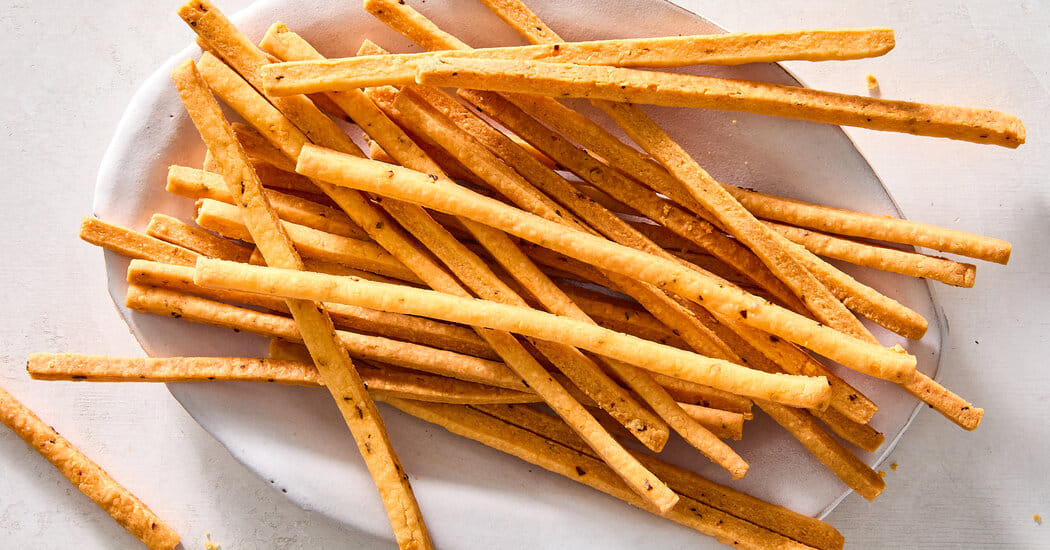 Easy Cheese Straws Recipe • 5★