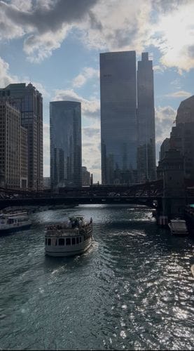 architectural boat tour