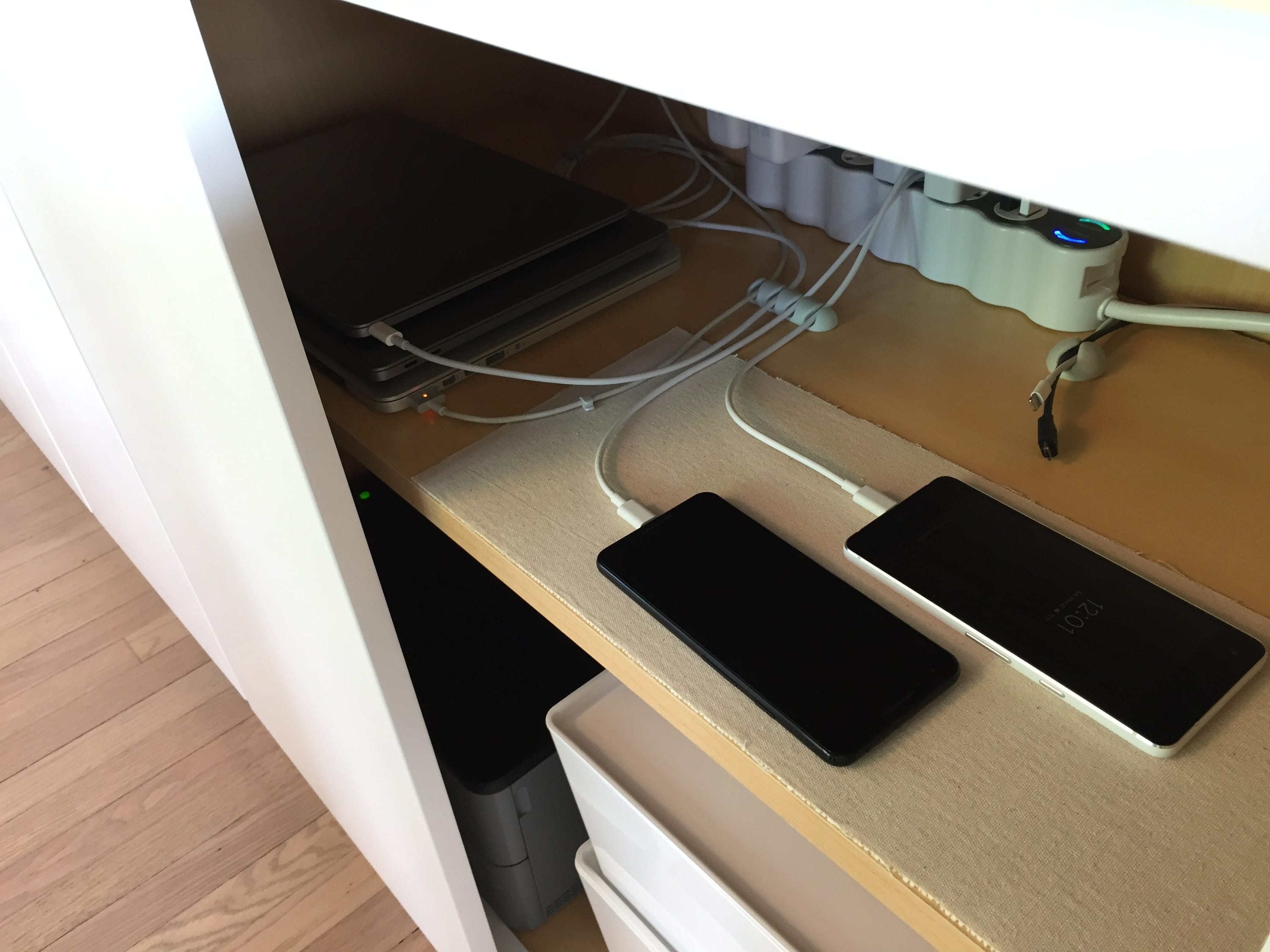 No devices in bedroom (except maybe a Kindle)
