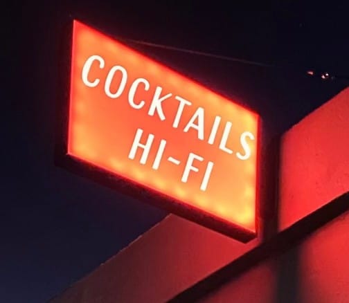 Johnny’s - Cocktails & HiFi