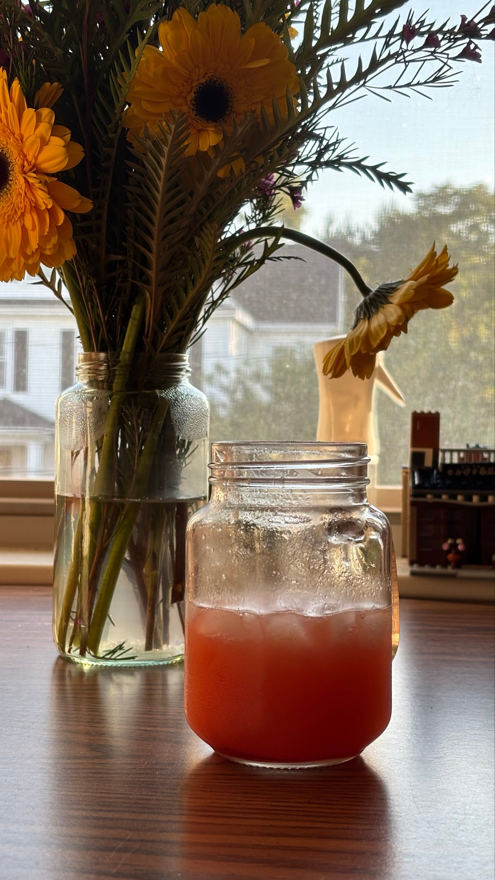 gin and tonic with fruit simple syrups