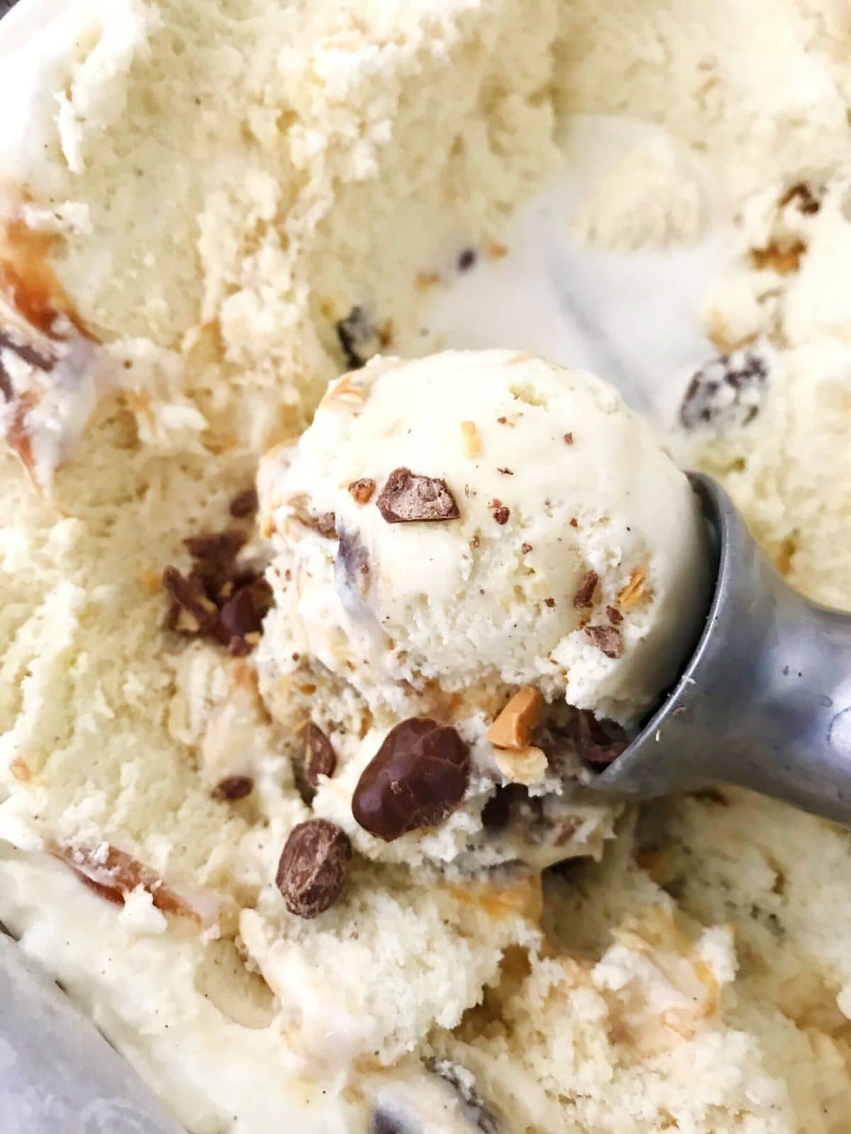Ice cream with chunks in it