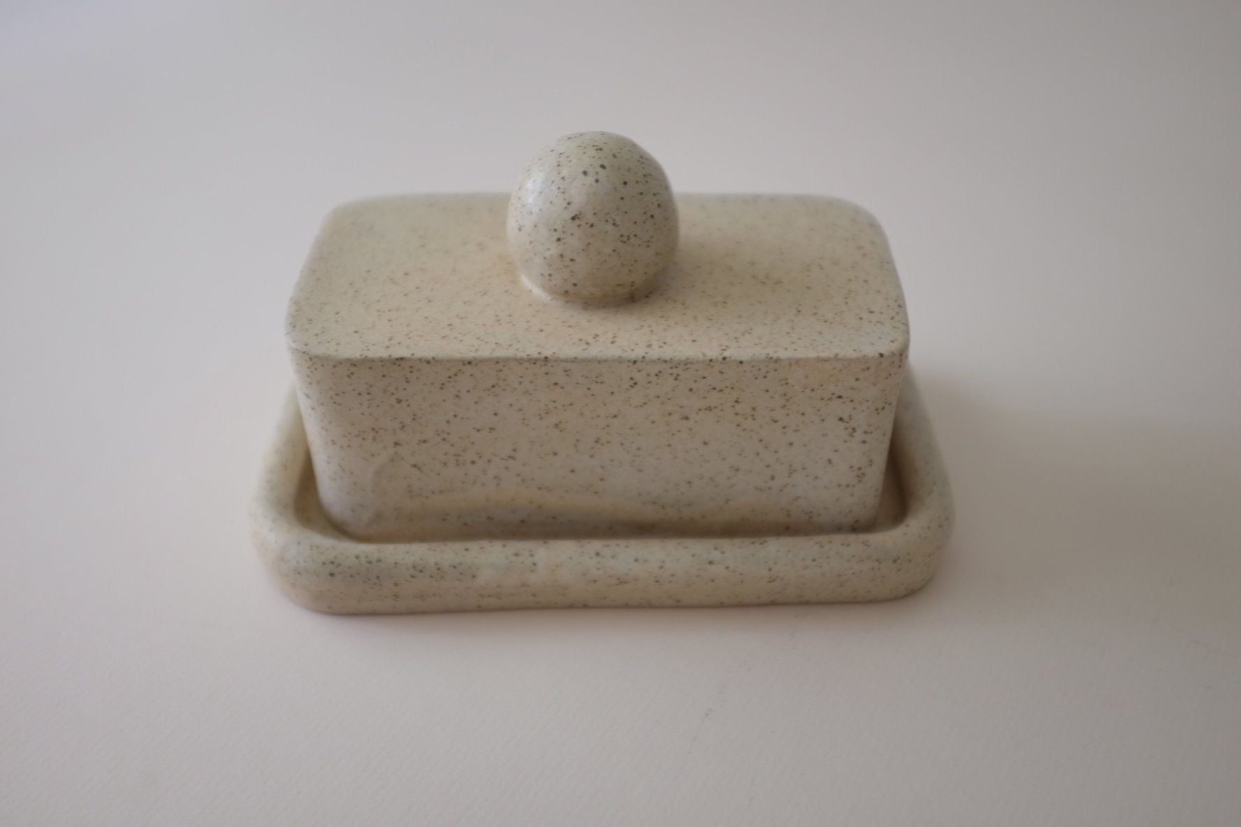 Speckled Cream Butter Dish