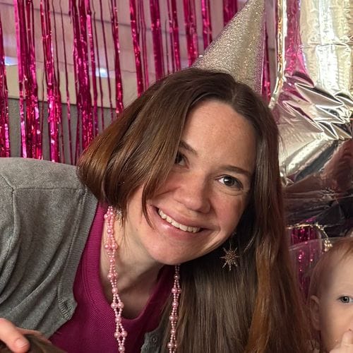 Alyssa Knierim Rittenhouse logo