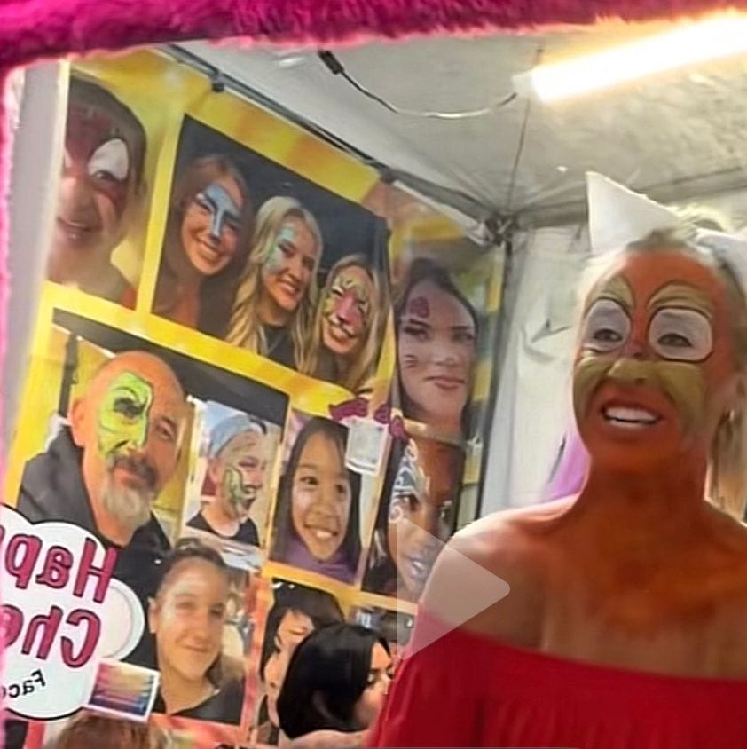 This “Face Paint Roulette” TikTok by @hoptillyoudrop