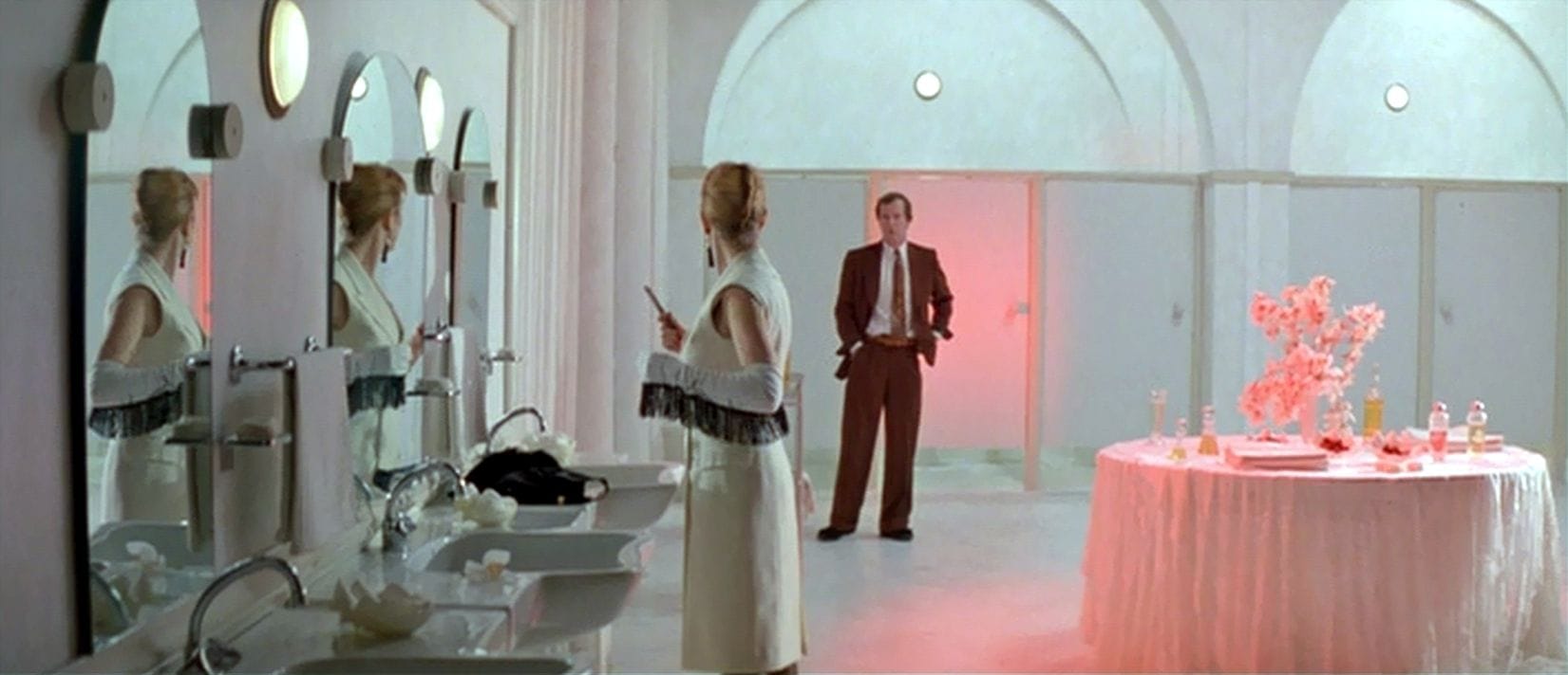 The Cook, the Thief, His Wife & Her Lover (1989)