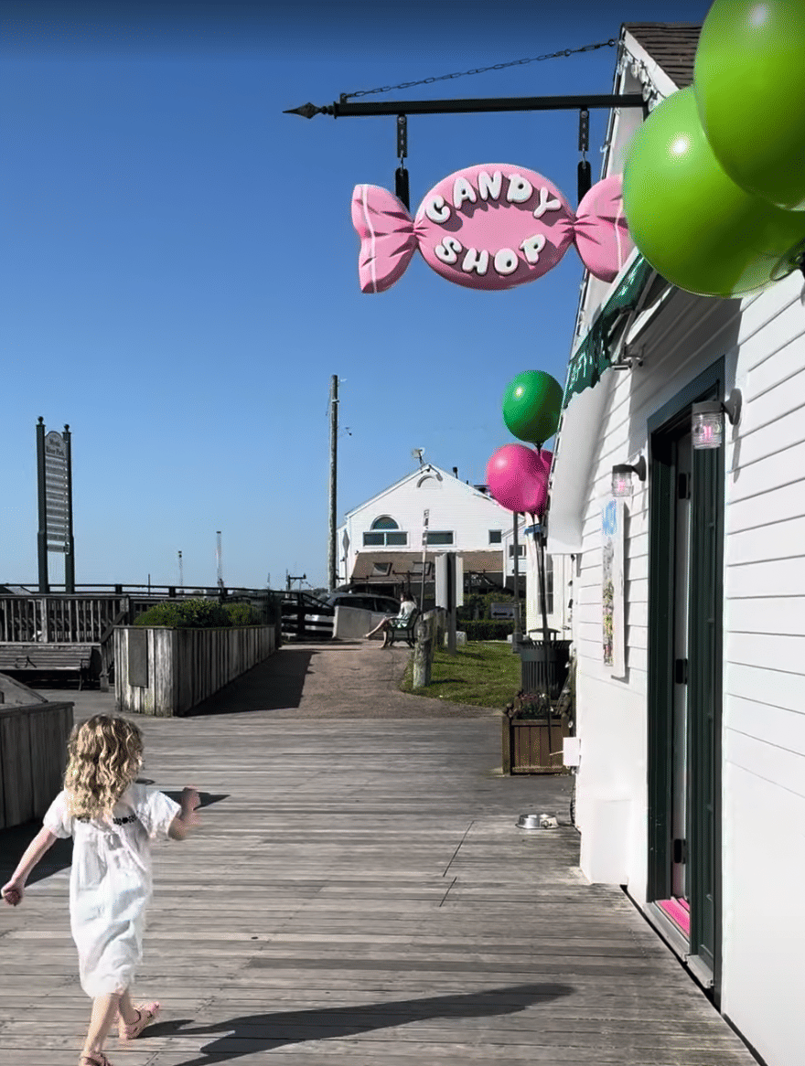 Mystic Park Ice Cream & Candy Shop