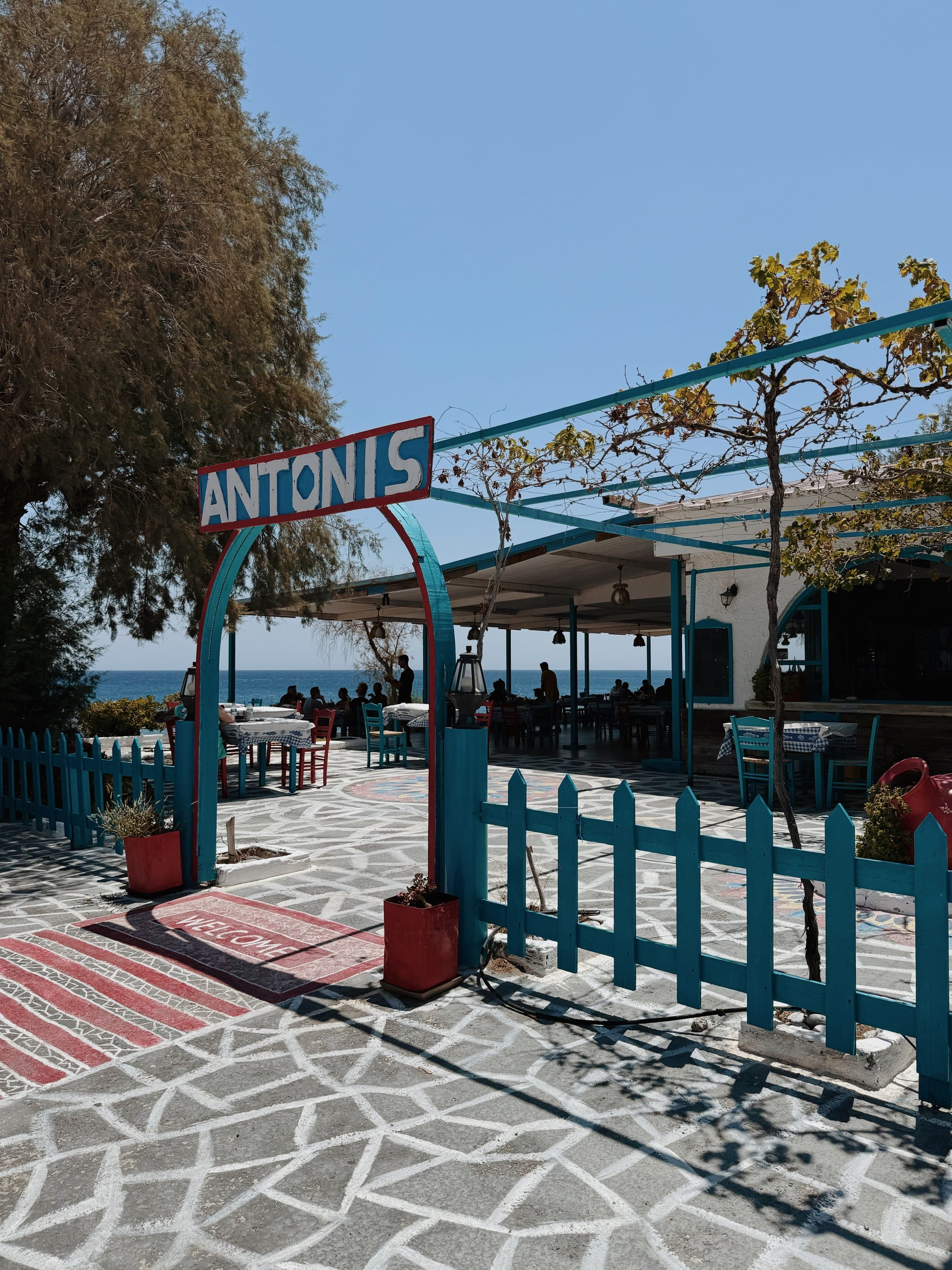 Lunch + peace down the coast 