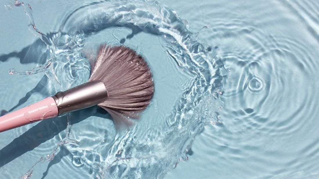 Wash Your Makeup Brushes in the Shower