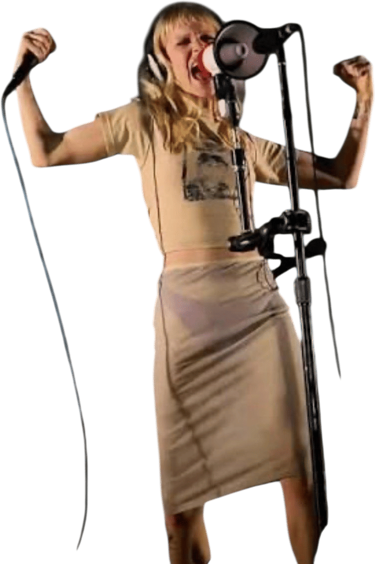 hayley williams screaming “I’M IN A BAND”