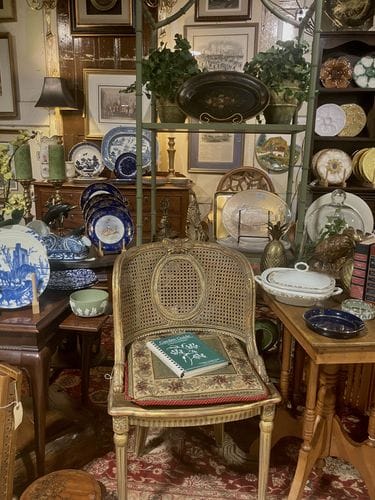 Picker Joe’s Antique Mall
