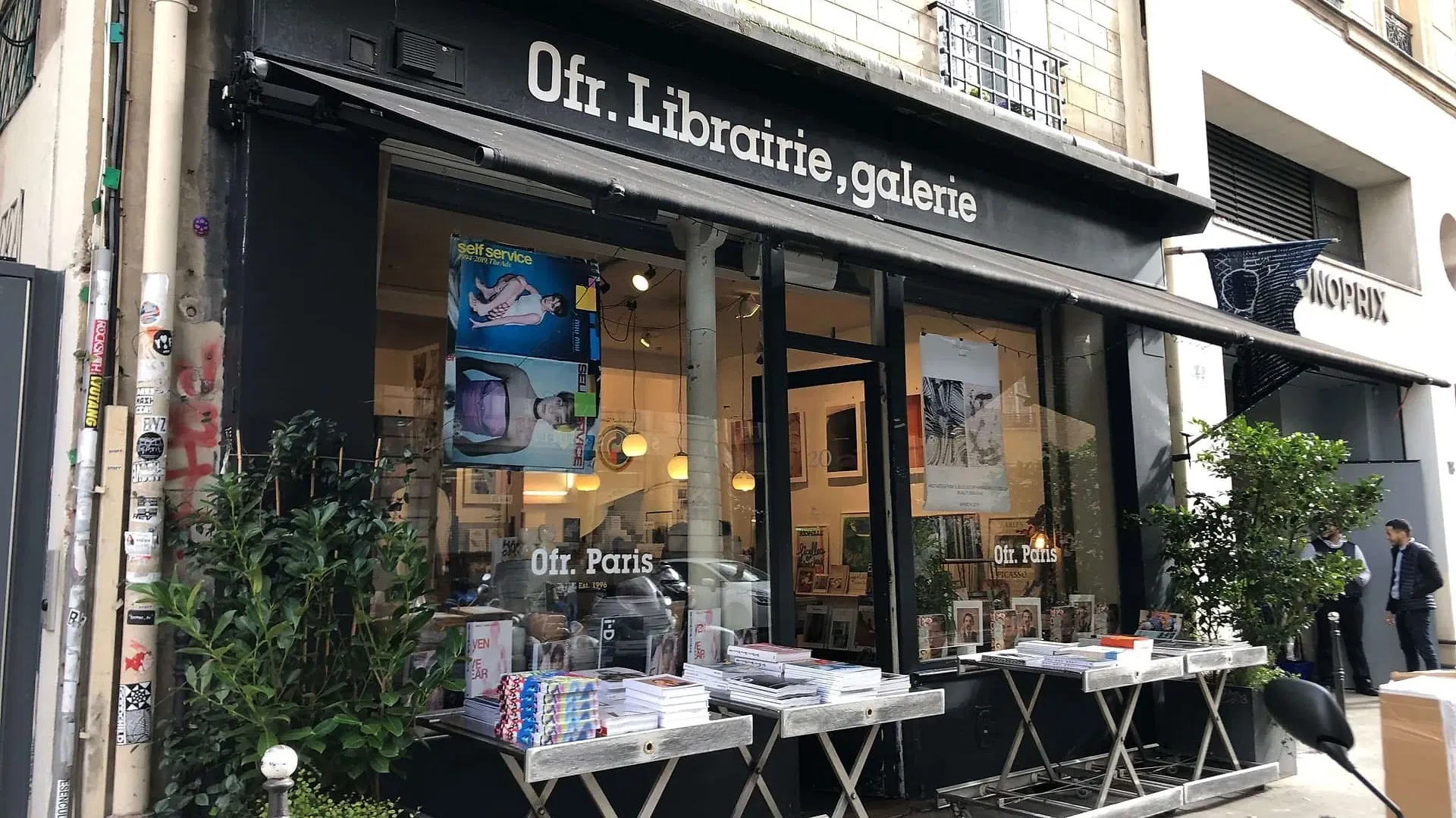 Ofr. Paris