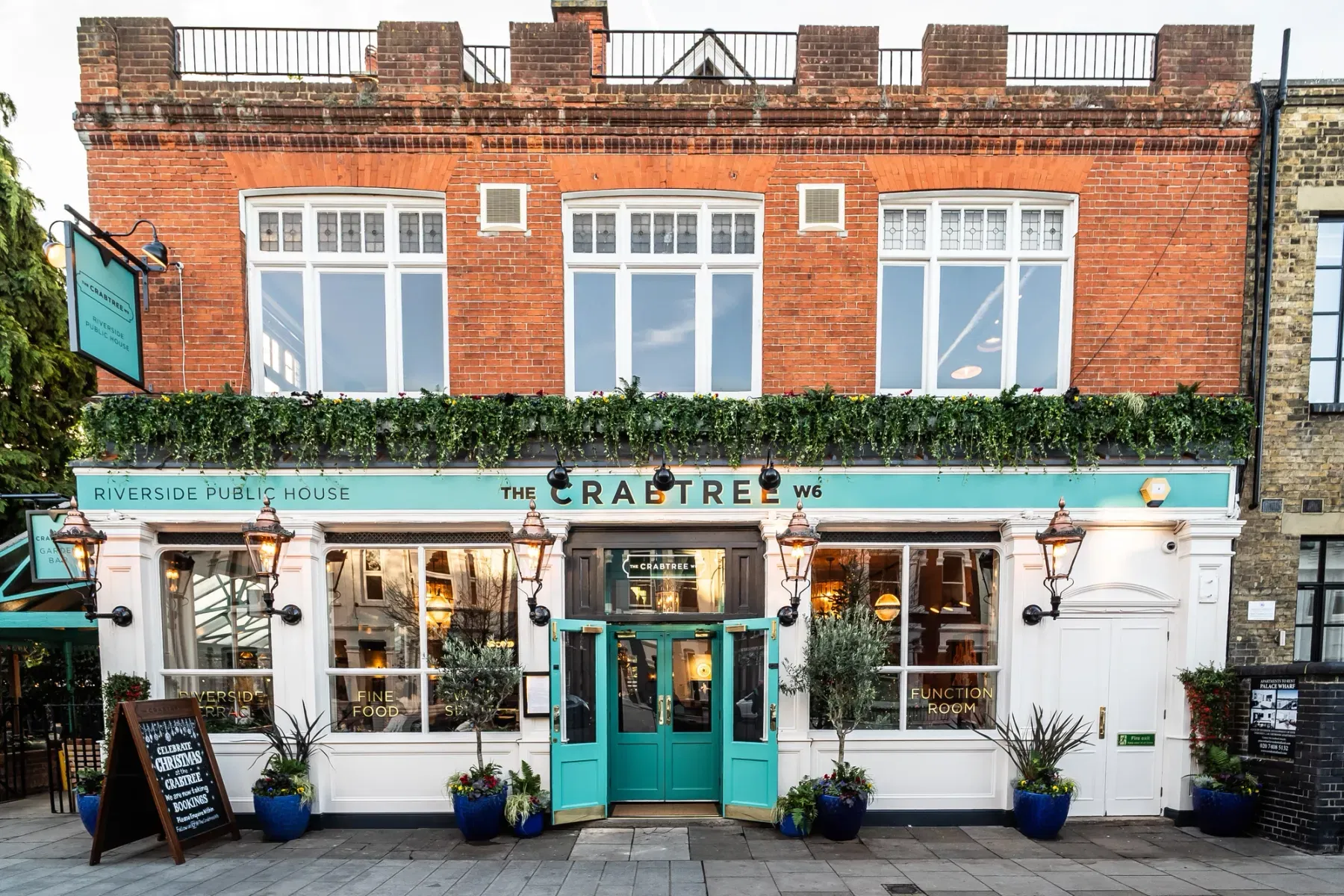 Crabtree Pub