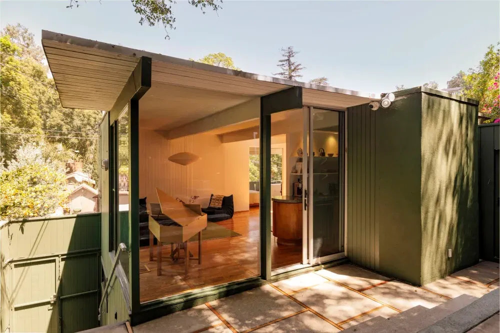 The Margaret O. Smith Residence, Ray Kappe FAIA (1957) | For lease