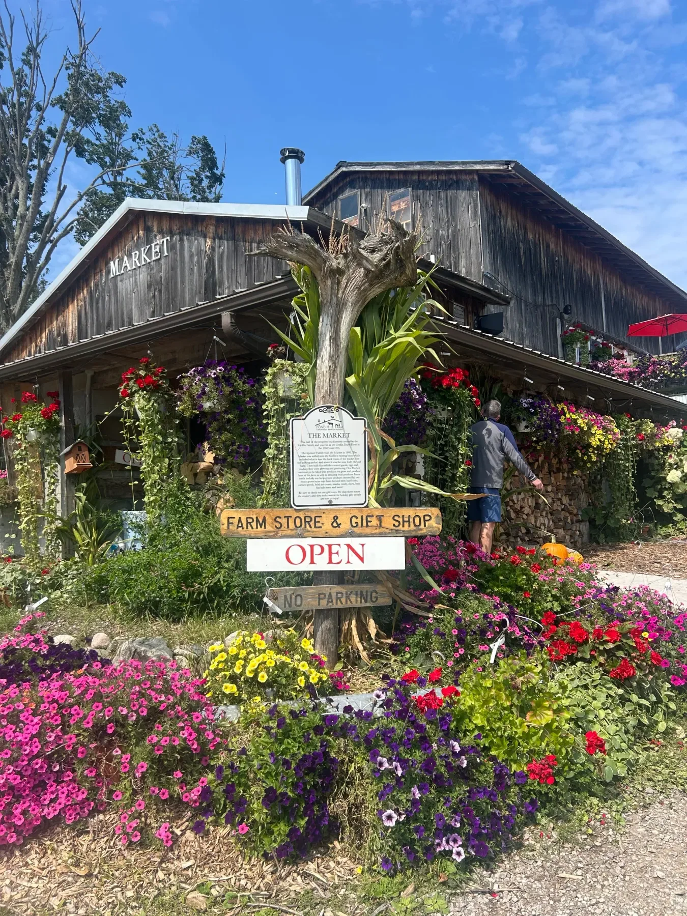 Pond Hill Farm