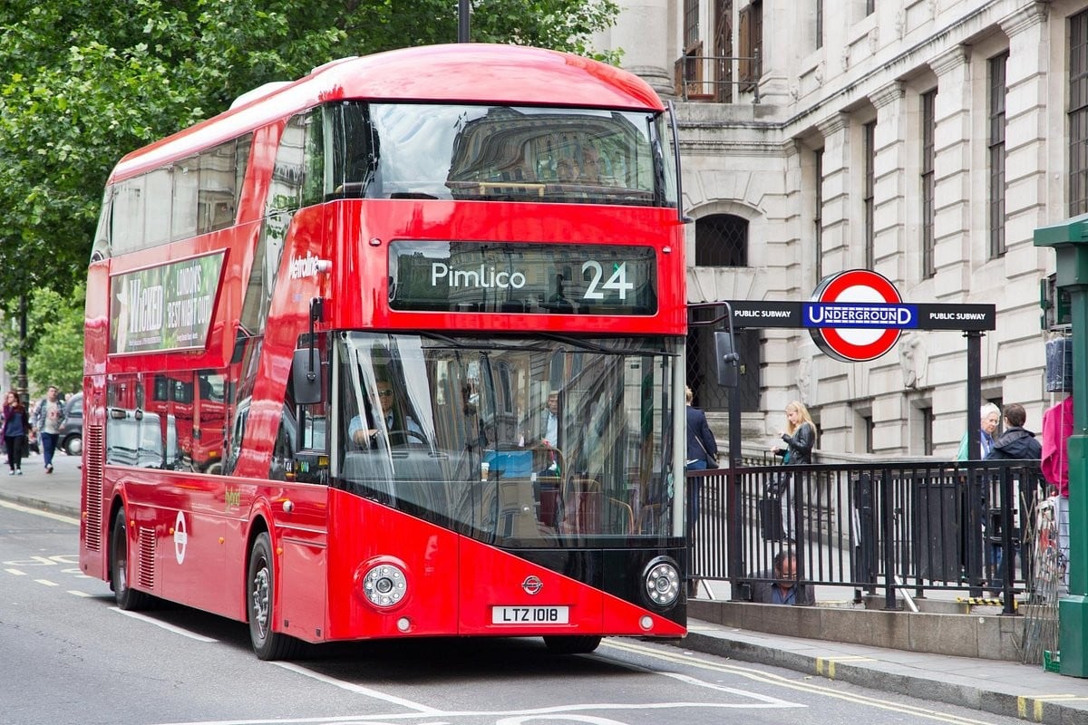 Double decker bus