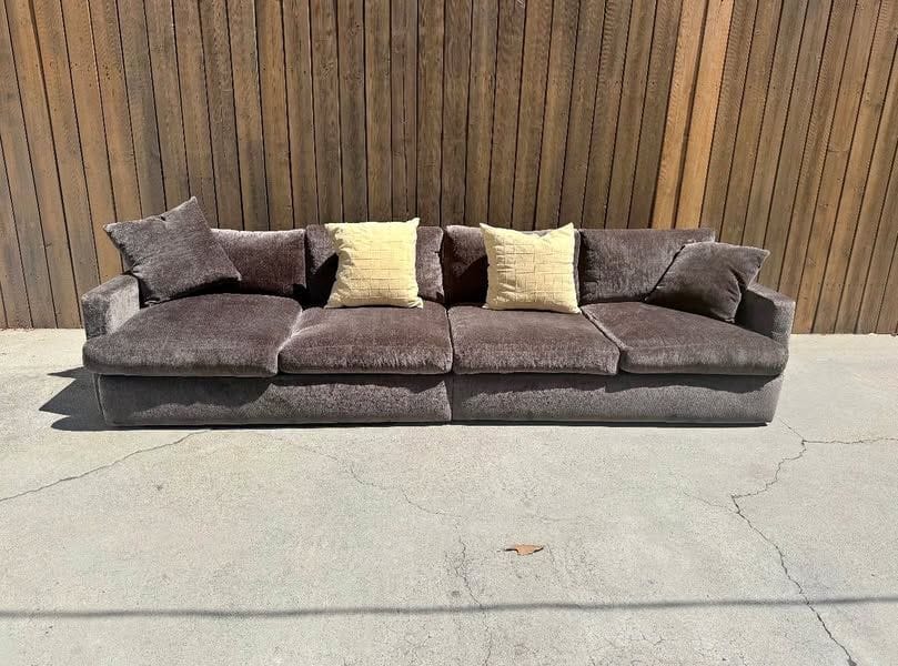 🛋️ 11FT Oversized “Living Spaces” Couch – Deep, Lounge-Style Seating 🛋️