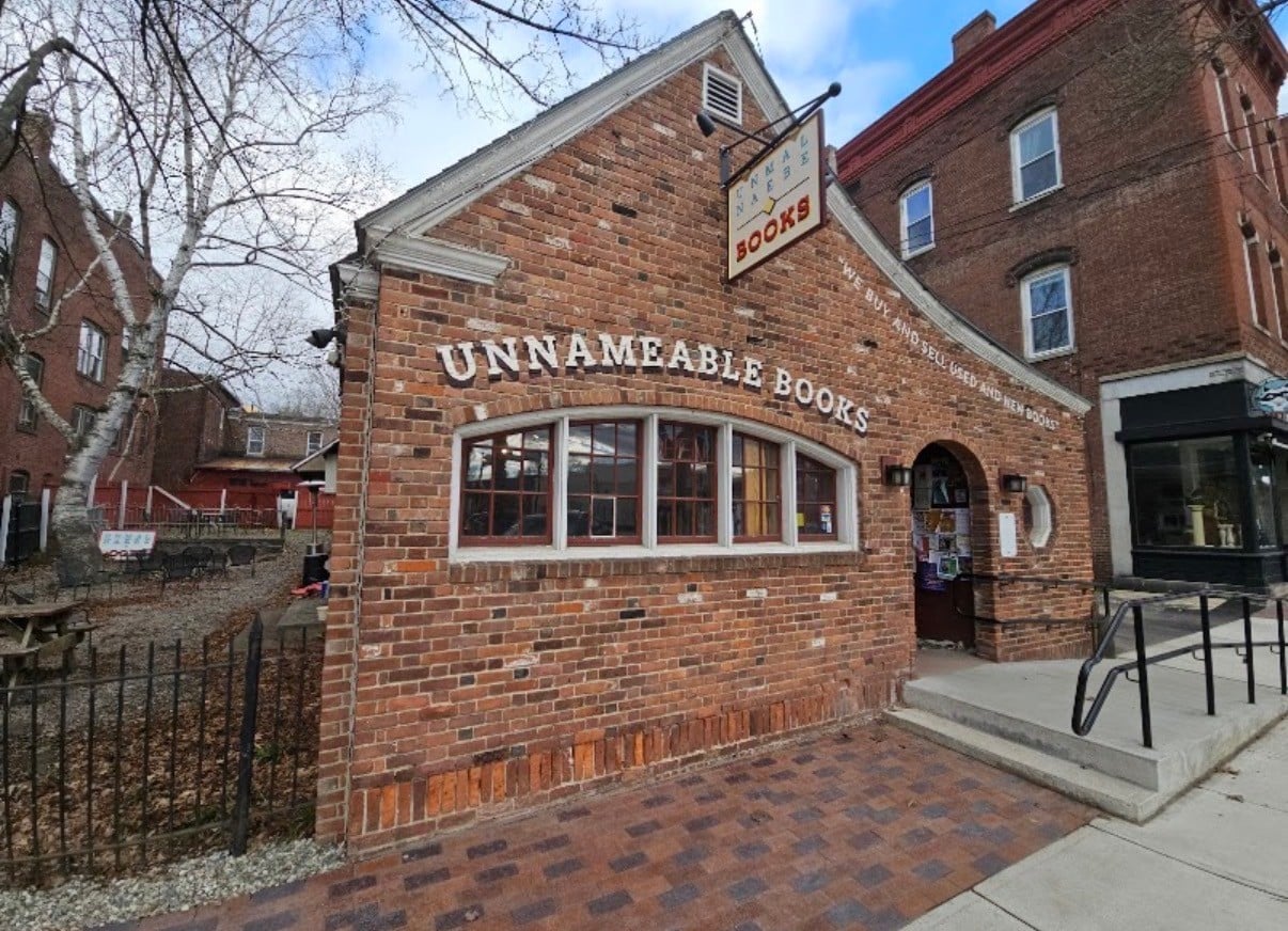 unnameable books