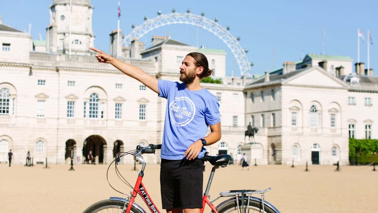 rent an e-bike and bike from Hyde park to the thames