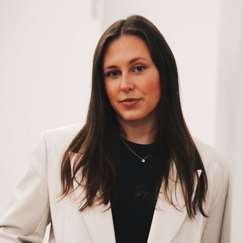 Cassandra Willey