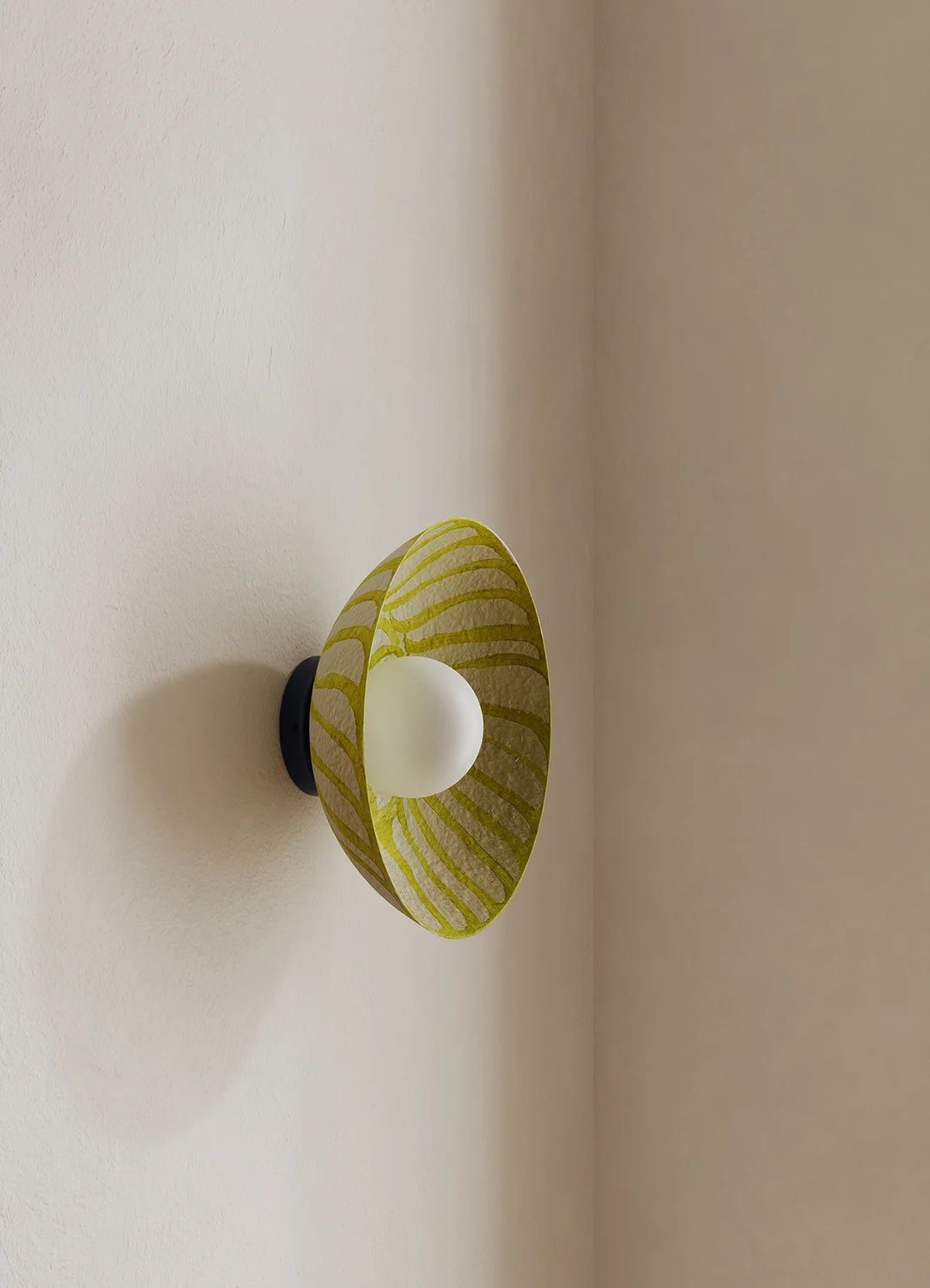 Palefire Orb Wall Light - Medium